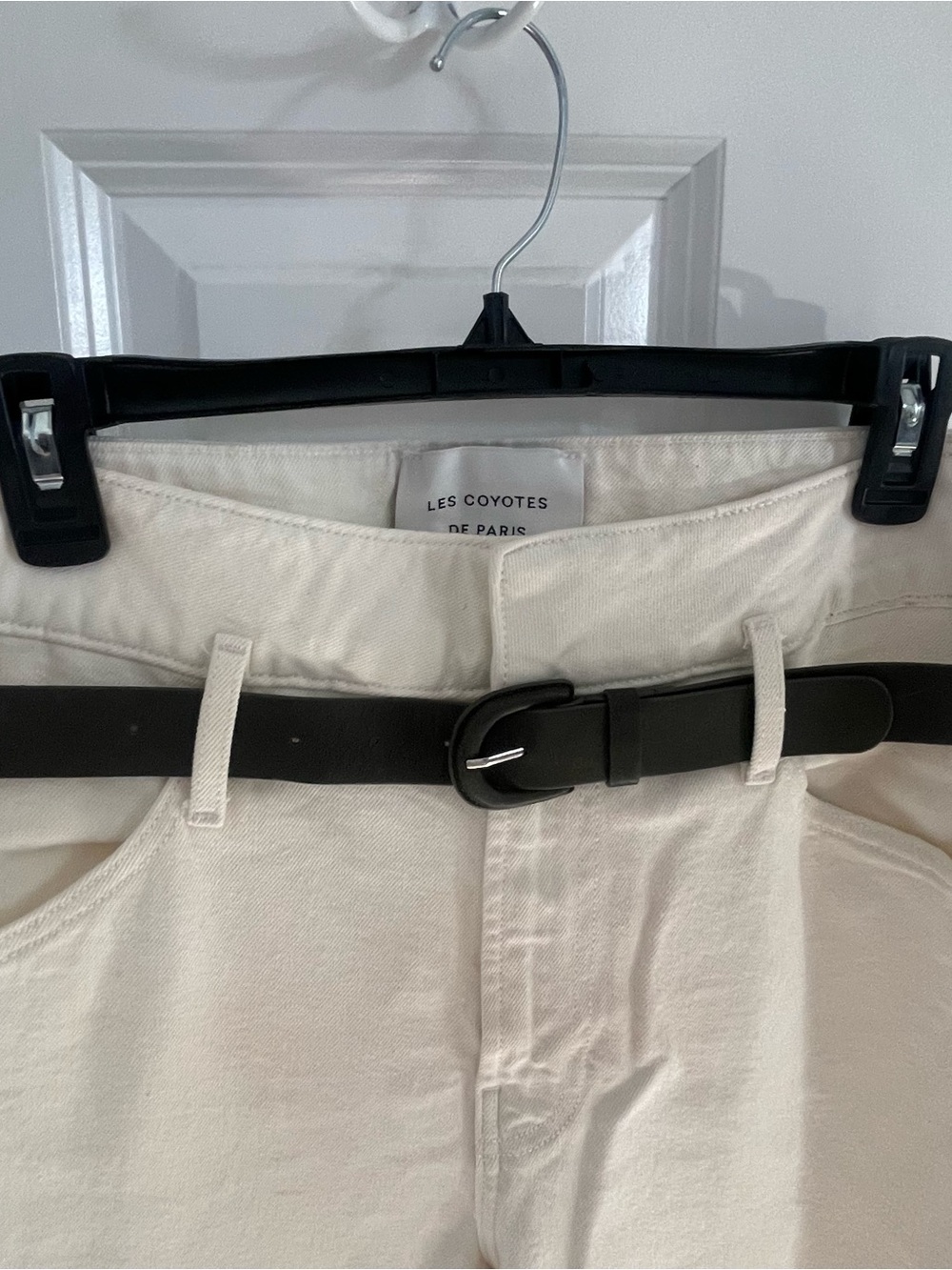 White Wide-Leg High-Waist Jeans with Belt NEW - Picture 6 of 9
